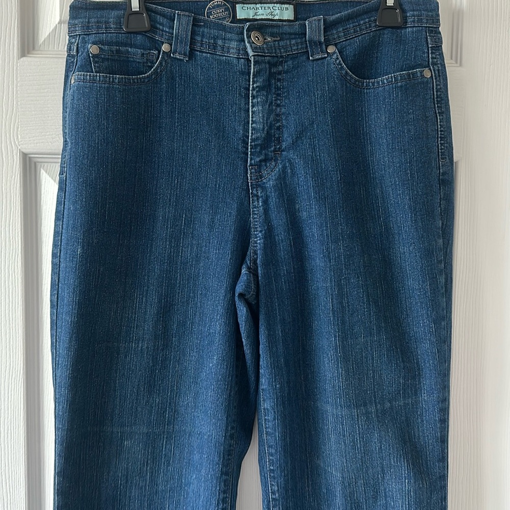 Charter club Jean  shop tummy curvy bootcut slimming size 8, regular